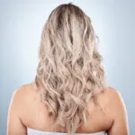cheveux blonds femme 40 ans