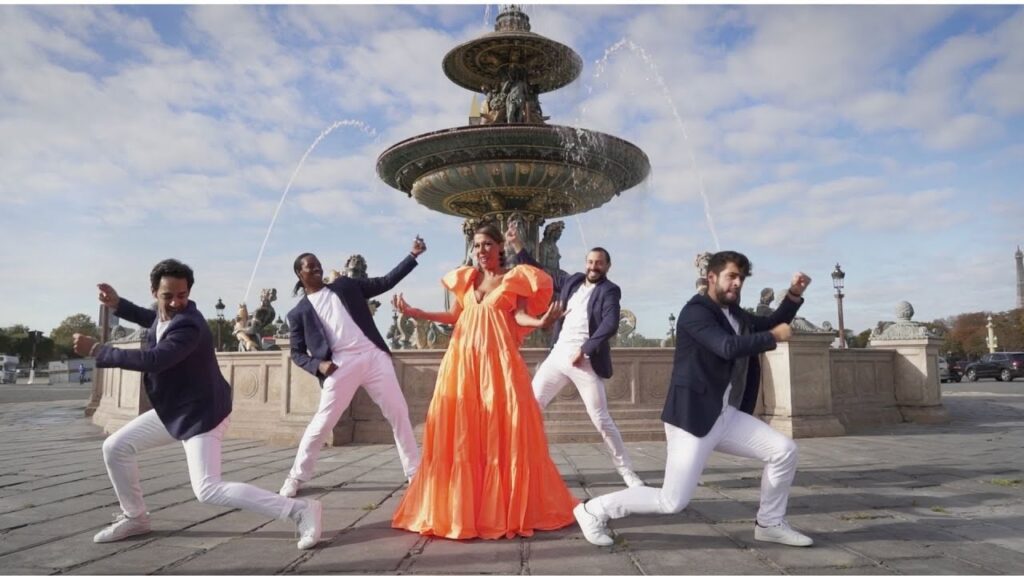 helene in paris just be you